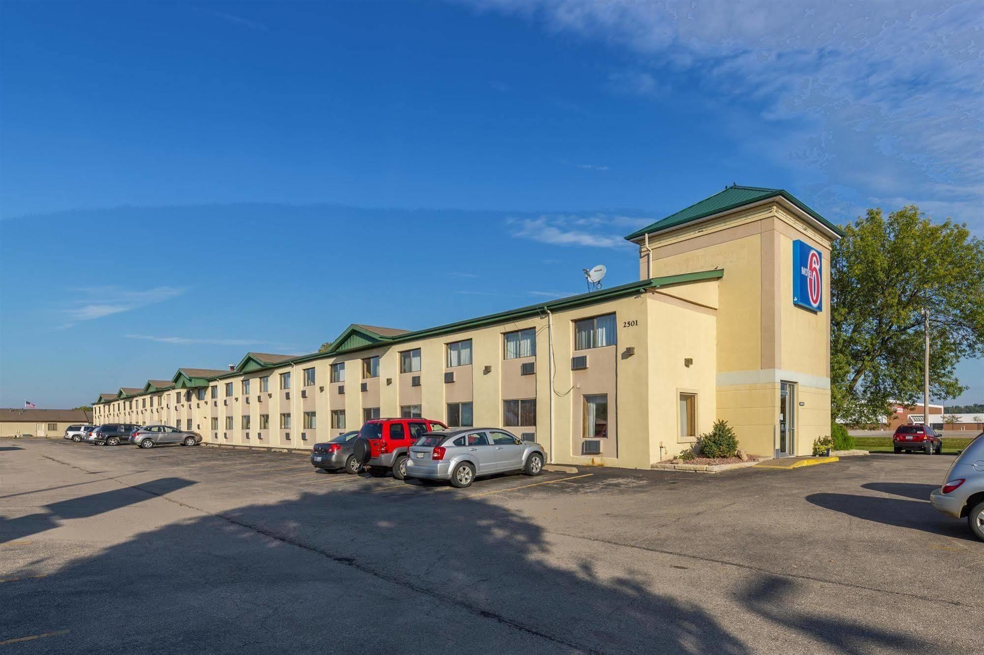 Motel 6-Moline, Il ภายนอก รูปภาพ