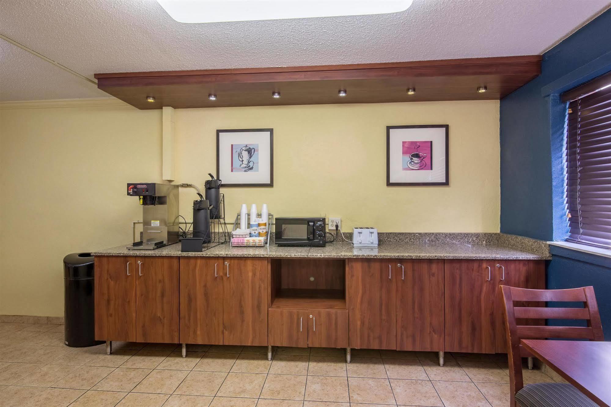 Motel 6-Moline, Il ภายนอก รูปภาพ